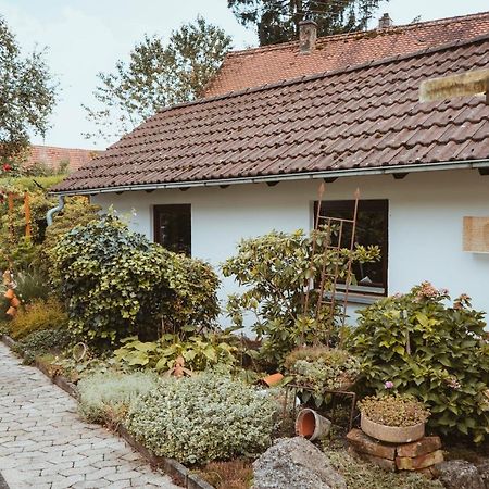 Ferienparadies Am Kammerberg - Ein Ganzes Haus Fuer Sie Alleine!!! Weissenhorn Exterior photo